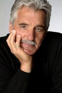 Dennis Farina