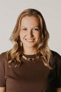 Elisa Petry