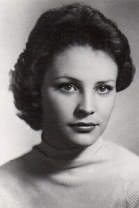 Elza Lezhdey