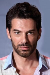 Emin Mecnunbeyli
