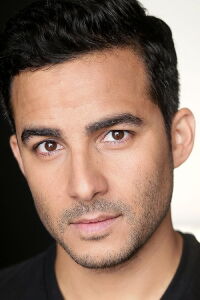 Ennis Esmer