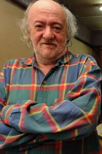 Enrique Symns