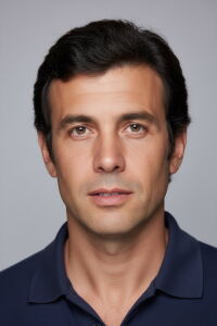 Enver Özer