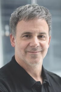 Éric Bernier