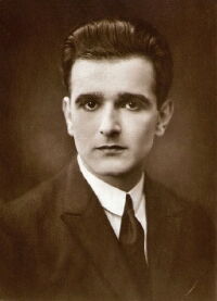Ernst Winar