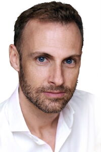 Flannan Obé