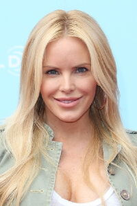 Gena Lee Nolin