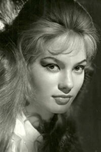 Gillian Hills