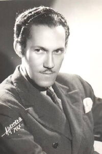 Gonzalo Curiel