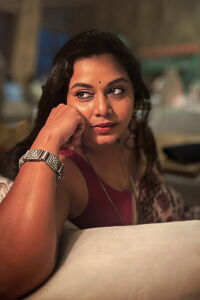 Hemangi Kavi