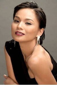 Julia Clarete