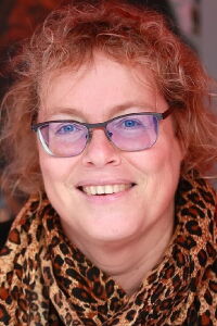 Katja Brandis