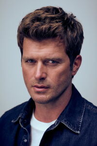 Kıvanç Tatlıtuğ
