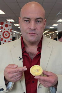 Leigh Hart
