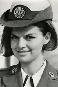 Luree Holmes