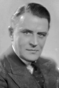 Malcolm Keen