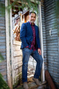 Mark D Valenti