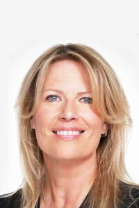 Mary Elizabeth McGlynn
