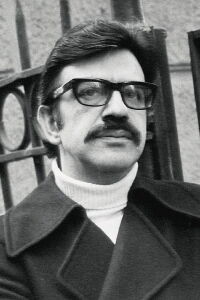 Menis Koumantareas