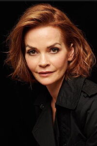 Nathalie Boltt