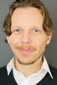 Nathan Mills