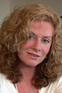 Nina Saxon