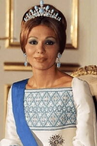 Queen Farah Pahlavi Shahbanou Of Iran