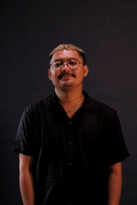 Re Fakhri