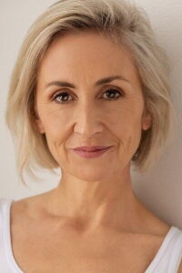 Renee Lyons