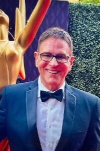 Robert J. Ulrich