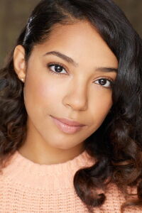 Samantha L Thomas