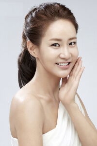 Shin Eun-kyung