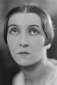 Suzanne Nivette