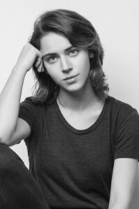 Tessa Ía