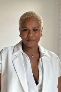 Thatiane Almeida