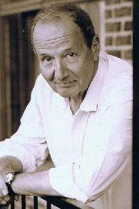 Tony Robinow