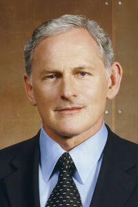 Victor Garber