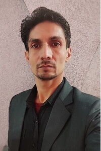 Vivek Lau