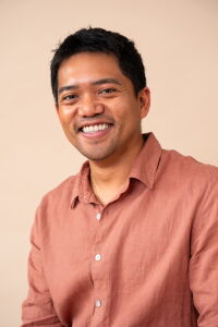 Vonne Patiag