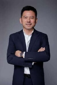 Zhijie Han