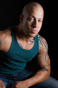 Aaron Saxton