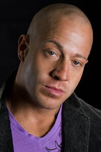 Aaron Saxton