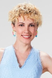 Açelya Topaloğlu