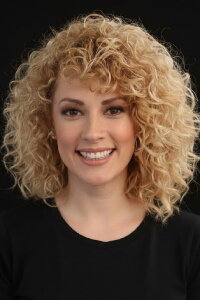 Açelya Topaloğlu