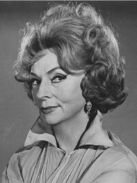 Agnes Moorehead