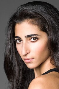 Alba Flores