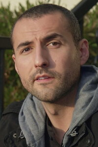 Alex Magaña