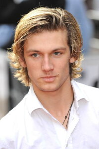 Alex Pettyfer