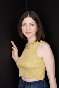Alexa Swinton