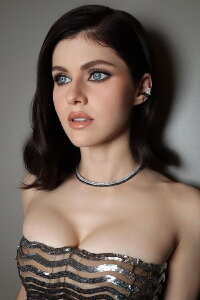 Alexandra Daddario